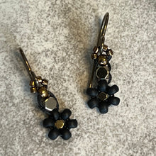 Load image into Gallery viewer, Blossom Earrings