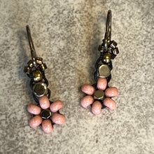 Load image into Gallery viewer, Blossom Earrings