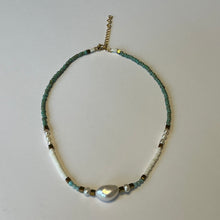 Load image into Gallery viewer, Summer Pearl Choker