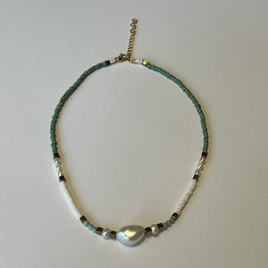 Summer Pearl Choker